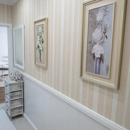 Apartment The White